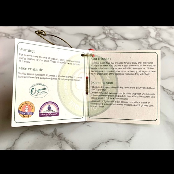 MIYIM Organic Baby Chicken Rattle - Picture 7 of 7